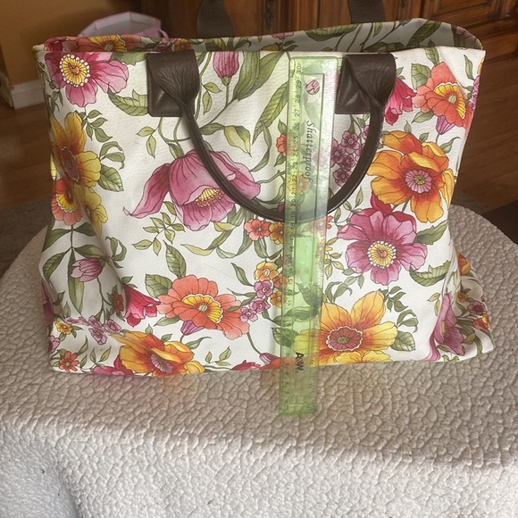 Sold - Picture 3 of 8